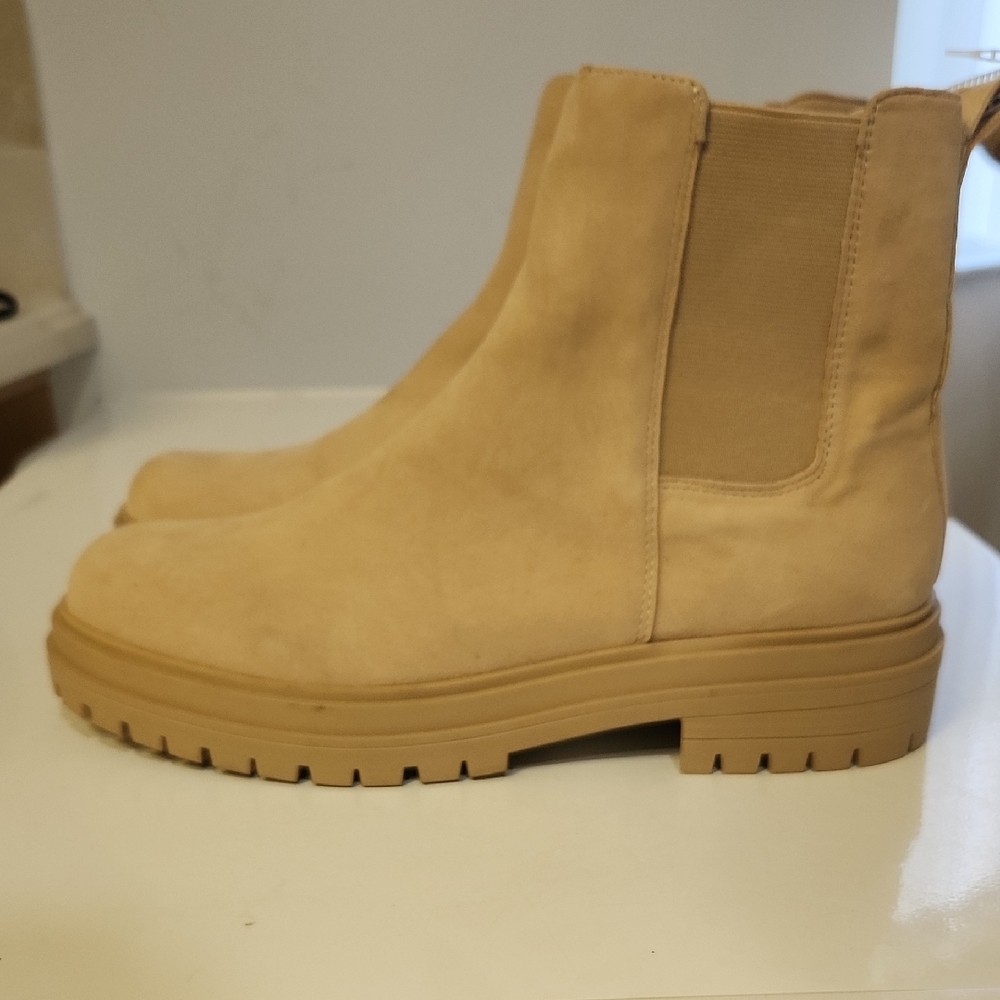 Tan Ankle Boots for Women